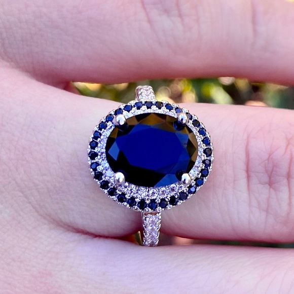 New 925 Sterling Silver Black sapphire ring - Picture 9 of 9